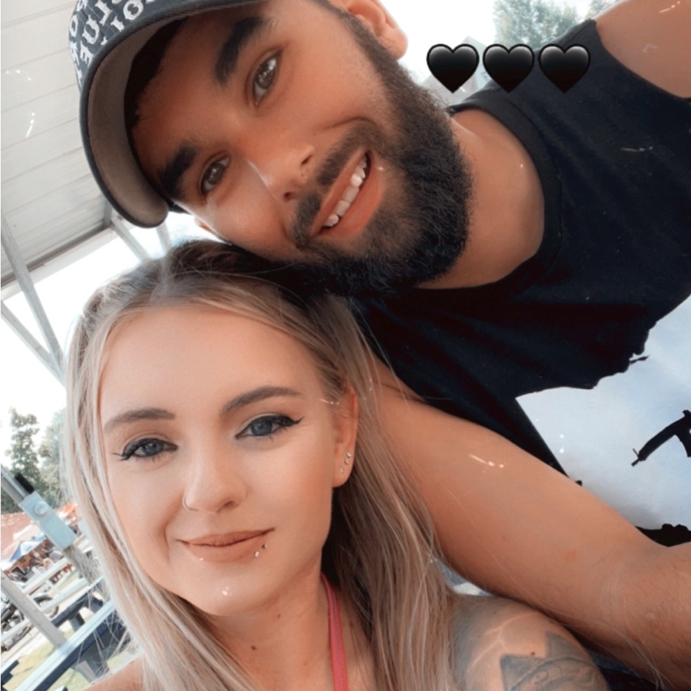 Meet your Posher, Aly